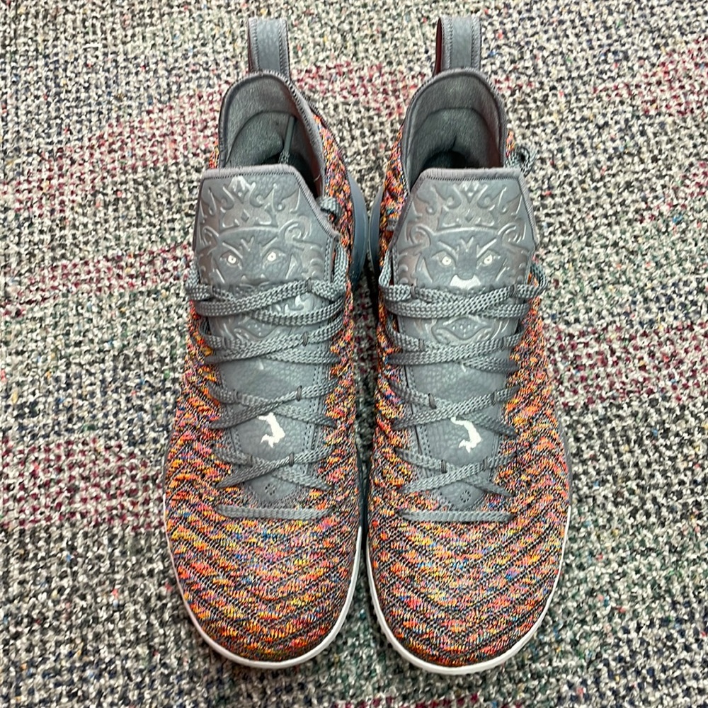 Nike Lebron